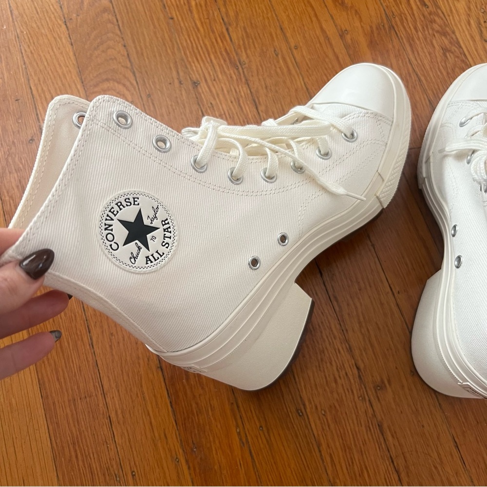 NEW Converse Chuck 70 de luxe block heel sneaker W 10.5 M 8.5 egret off white